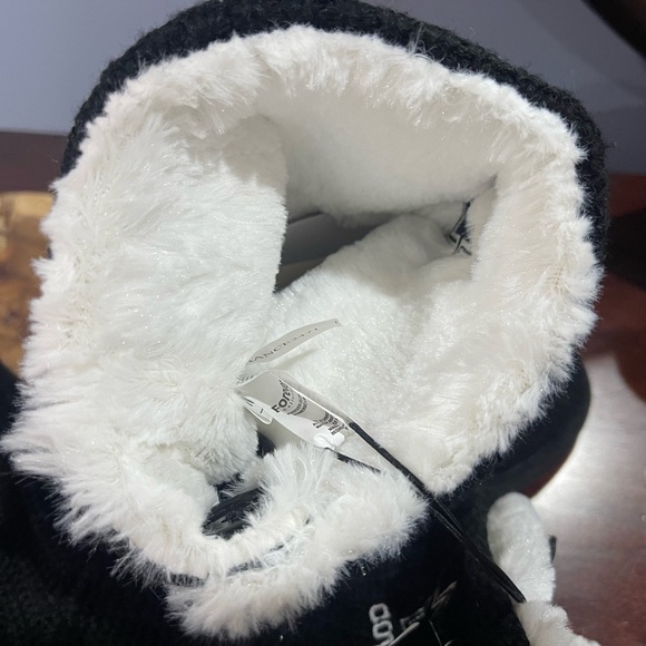 Dallas Cowboy NFL Sweater Boots Size M (7-8) NWT - Picture 7 of 14